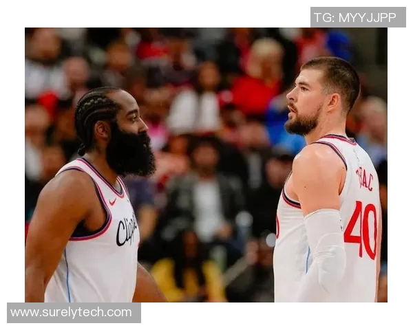 快船力克开拓者，取得三连胜：一支崛起的力量