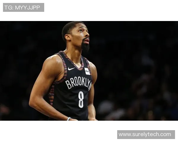 篮网逆袭黄蜂，丁威迪独得30分，展示无与伦比的斗志