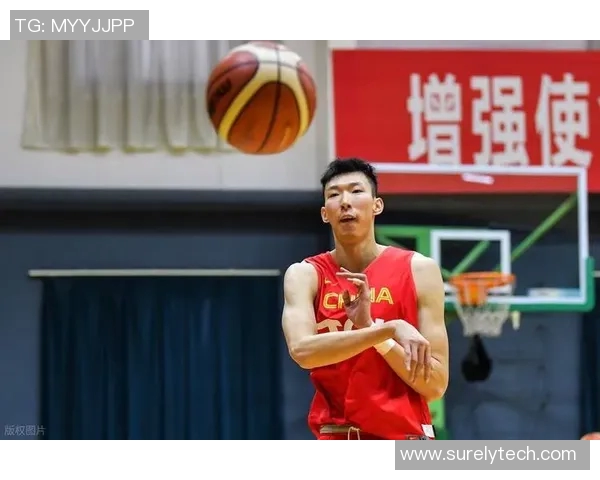 周琦：从颠沛流离到突破巅峰，中国篮球为他自豪