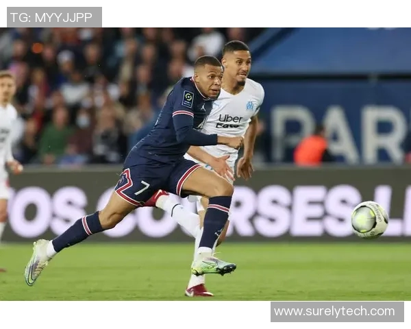 巴黎圣日耳曼3-0击败马赛，豪取法甲四连胜，领跑积分榜