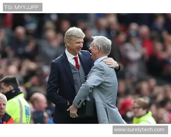 温格现身英超比赛现场,引发球迷热议 温格现身英超比赛现场,引发球迷热议